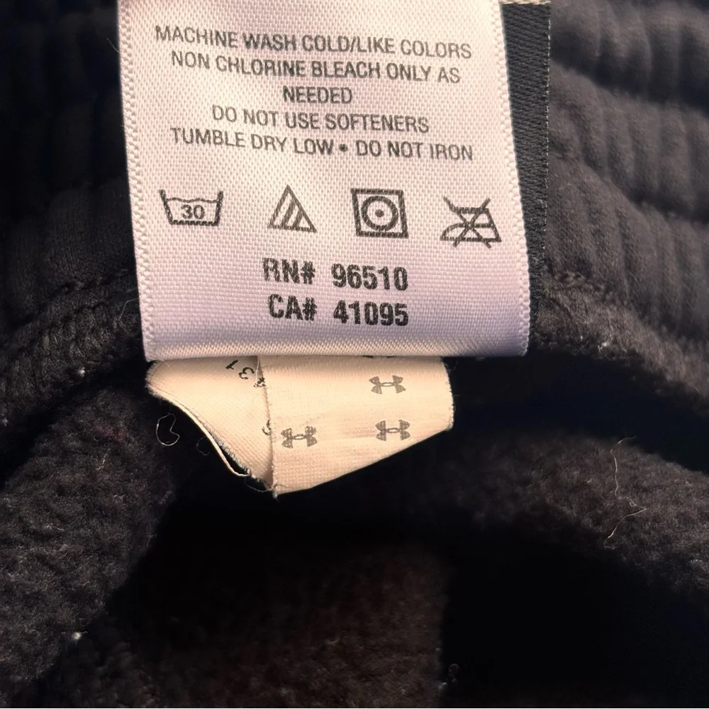 UA Icon Fleece
Women's Wide Leg Pants - Picture 11 of 15